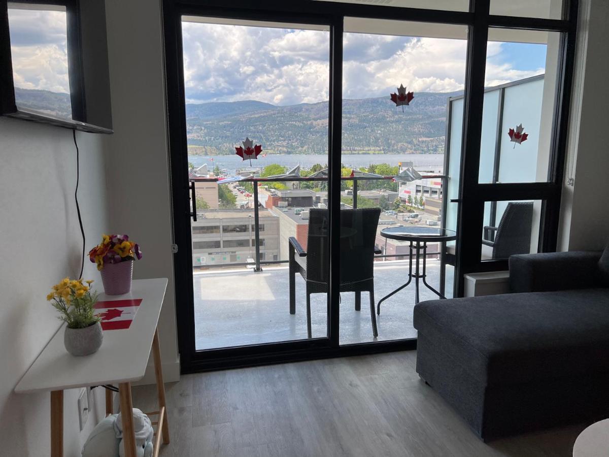 Amazing Brand New Lakeview Condo Downtown Kelowna Exterior foto